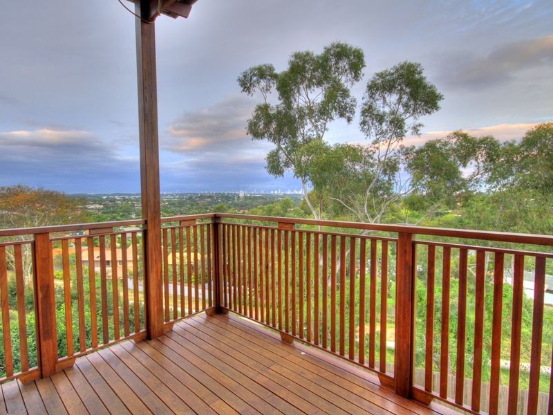 38 Convery Crescent, Highland Park QLD 4211