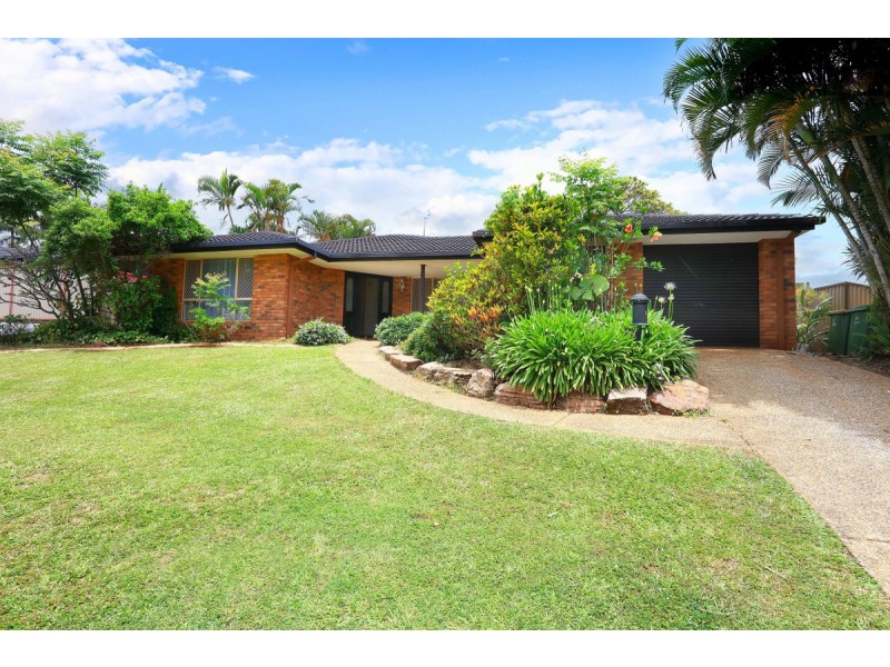 92 Teasdale Drive, Nerang QLD 4211