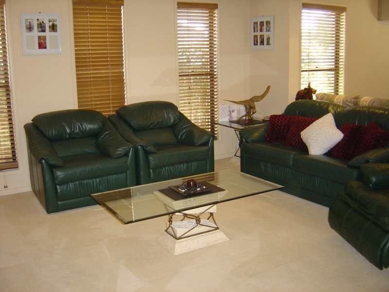 10 Rhiannon Drive, Ashmore QLD 4214