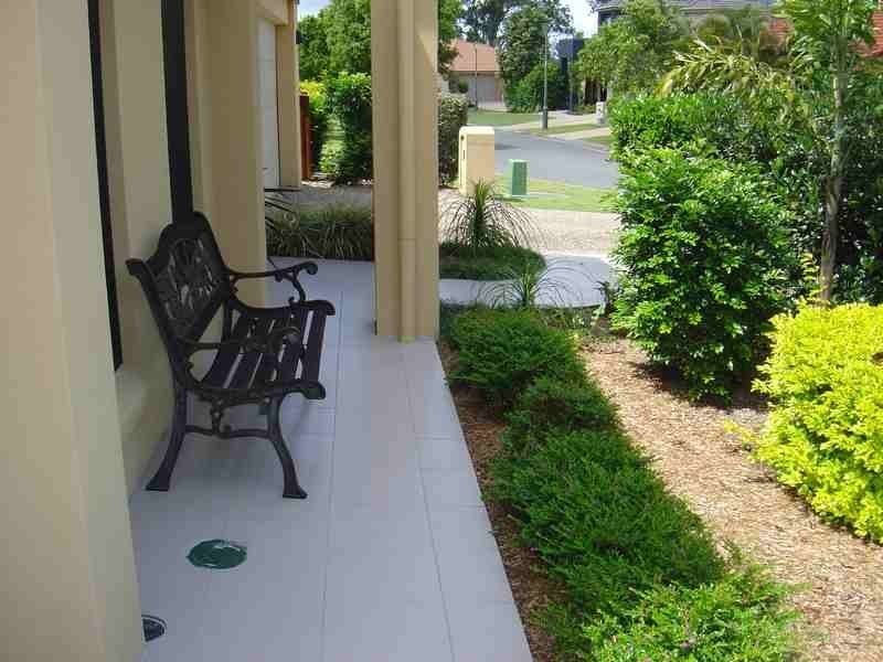 10 Rhiannon Drive, Ashmore QLD 4214