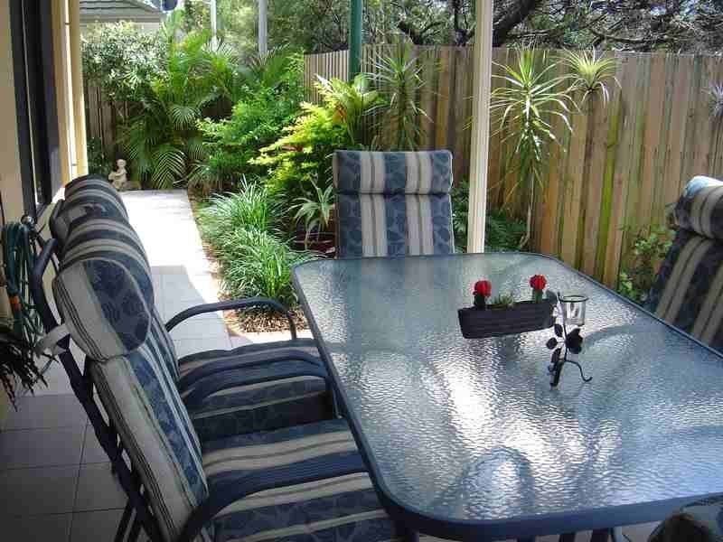 10 Rhiannon Drive, Ashmore QLD 4214