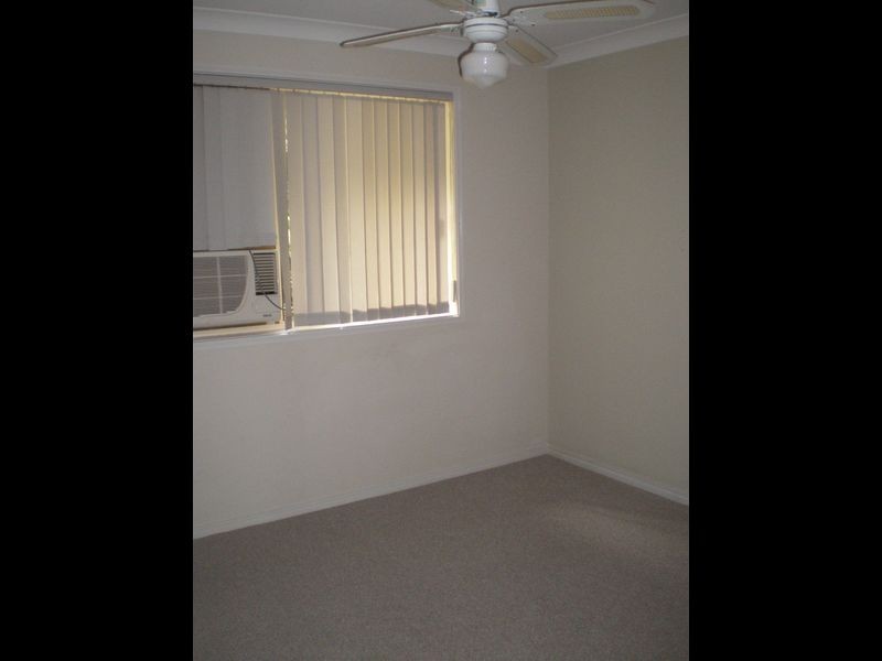 8 Essex Court, Nerang QLD 4211