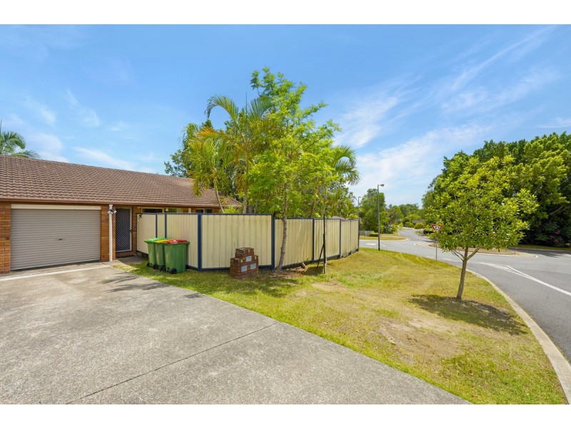 1/1 Keats Place, Nerang QLD 4211