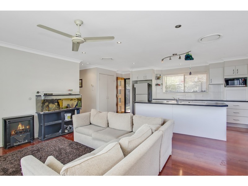 16 Mylor Street, Nerang QLD 4211