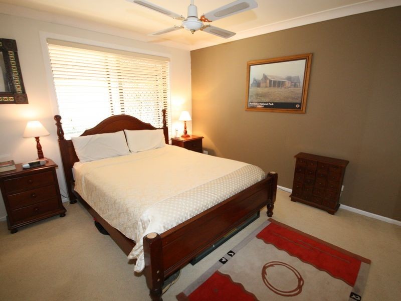 12 Whitian Drive, Carrara QLD 4211