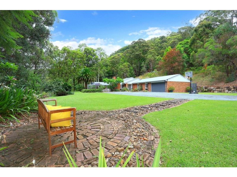 19 Pemberton Close, Mount Nathan QLD 4211
