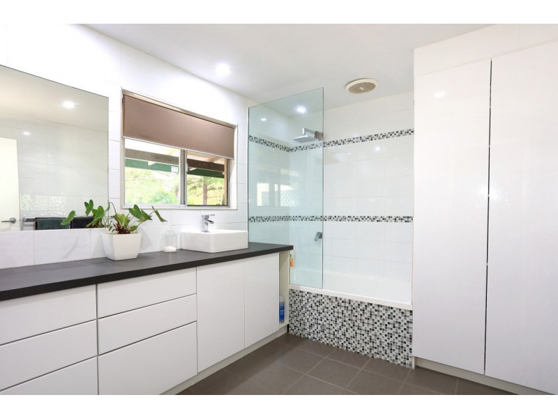 41 Purcell Road, Guanaba QLD 4210