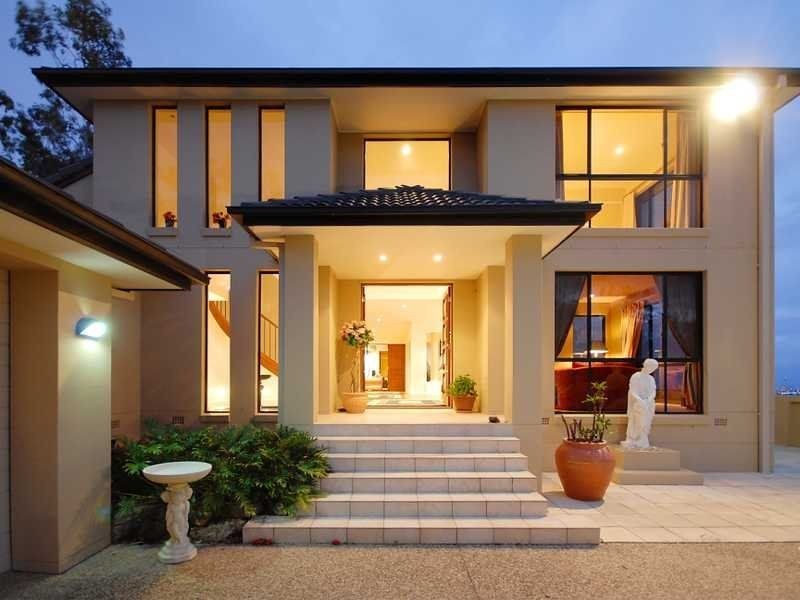 16 Chevron Rise, Highland Park QLD 4211