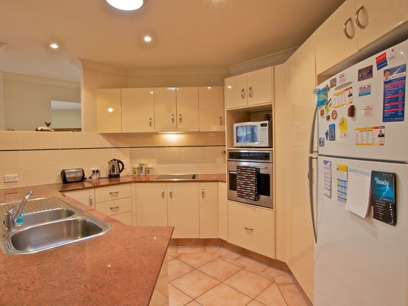 50 Riverwood Drive, Ashmore QLD 4214