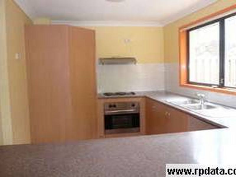 8/287 Cotlew Street West, Ashmore QLD 4214