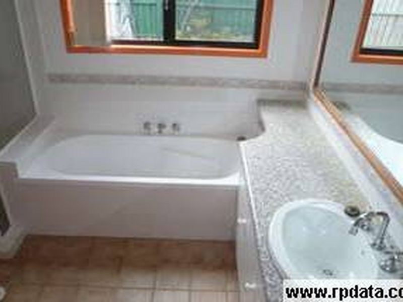 8/287 Cotlew Street West, Ashmore QLD 4214