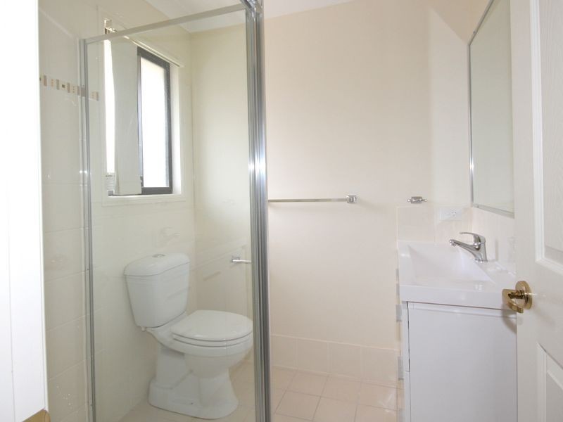 1/30 Debbie Way, Nerang QLD 4211