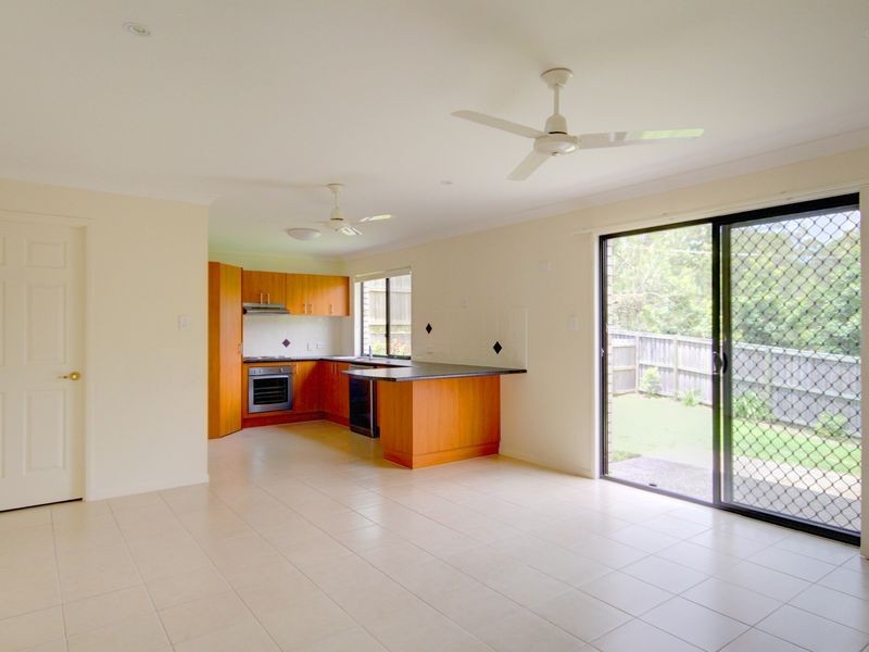 1/30 Debbie Way, Nerang QLD 4211