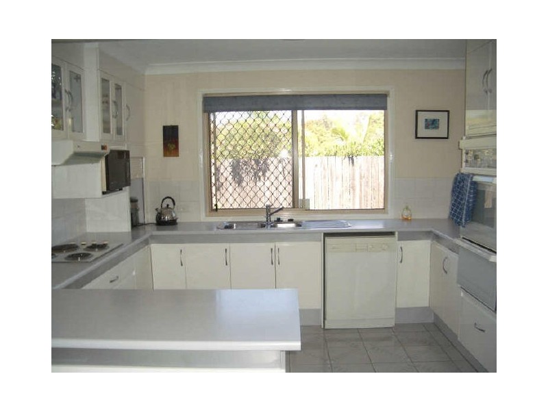 3 Nairn Court, Highland Park QLD 4211