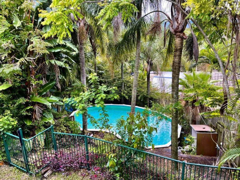 12 Lytham Court, Highland Park QLD 4211