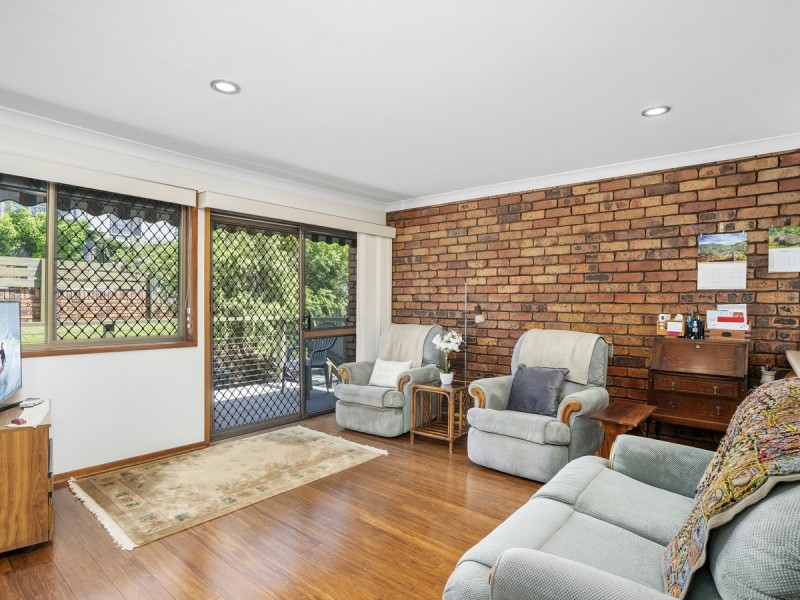 12 Summit Crescent, Carrara QLD 4211