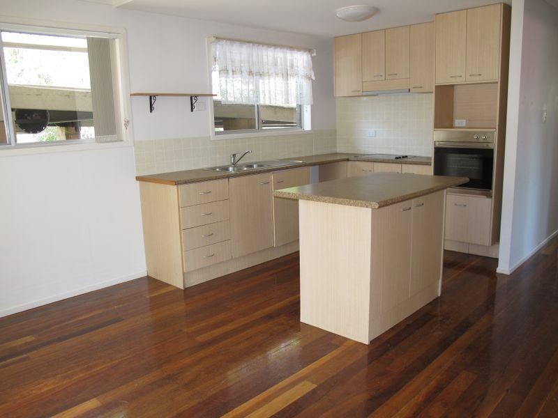 4 Wundowie Street, Nerang QLD 4211