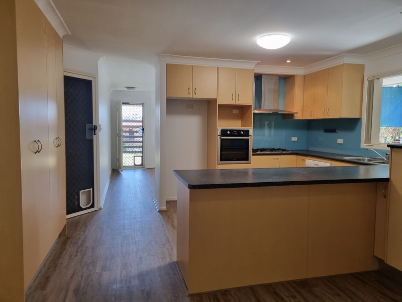 38 Eileen Avenue, Southport QLD 4215