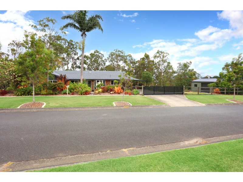 8 Crocus Way, Gaven QLD 4211