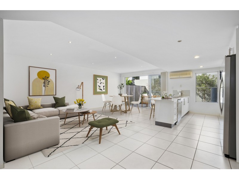 23/1 Boulton Drive, Nerang QLD 4211