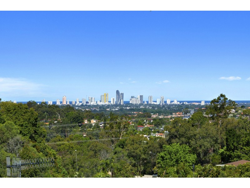 16B Lochinvar Court, Highland Park QLD 4211