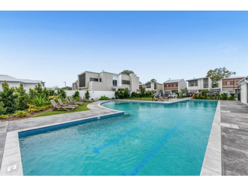 61/1 Lyra Avenue, Hope Island QLD 4212