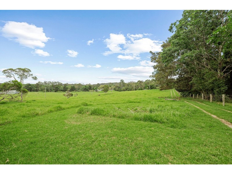 62 Velvet Downs Road, Springbrook QLD 4213