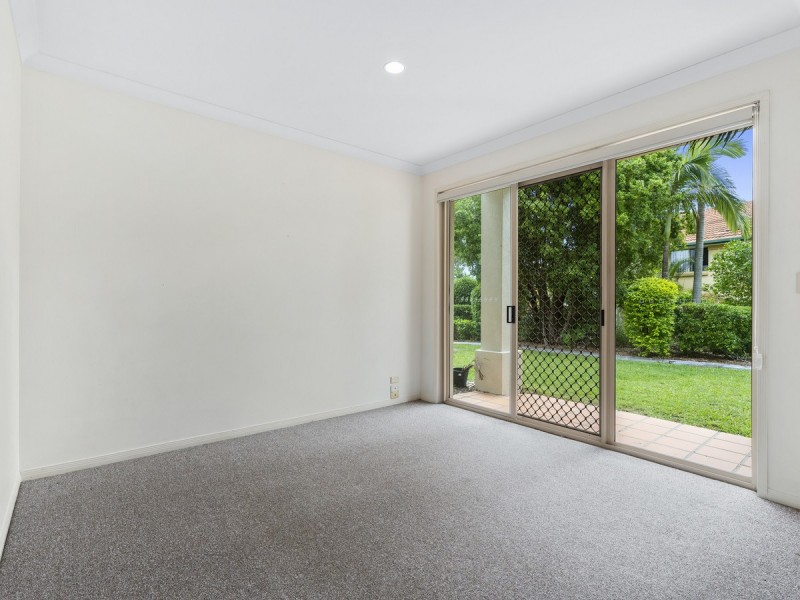 80/152 Palm Meadows Drive, Carrara QLD 4211