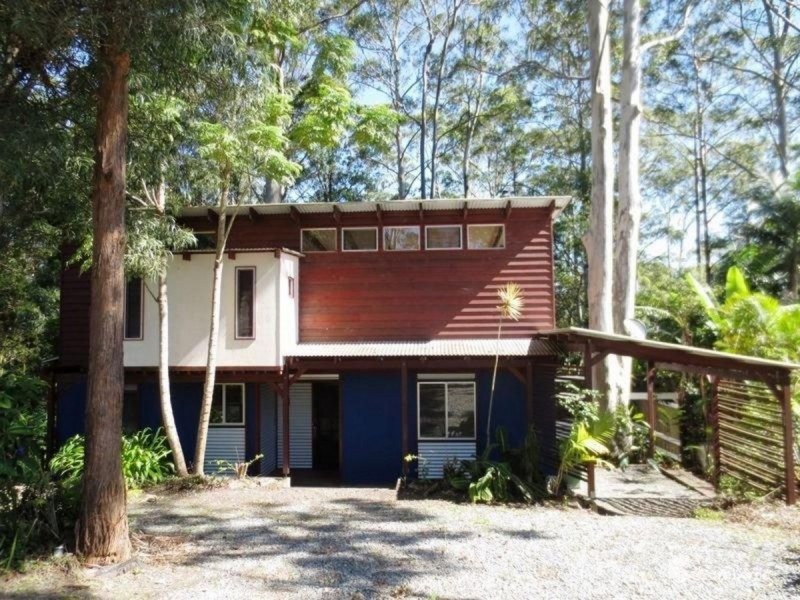 90 North Road, Lower Beechmont QLD 4211