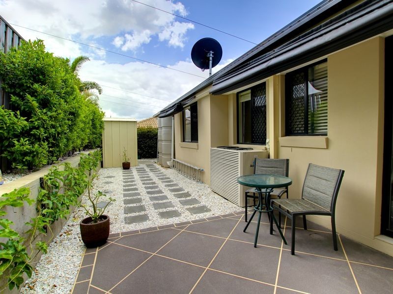 1 Thomas Hilton Place, Nerang QLD 4211
