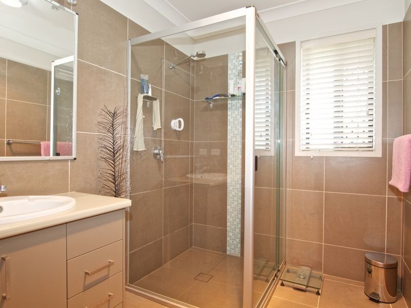 1 Thomas Hilton Place, Nerang QLD 4211