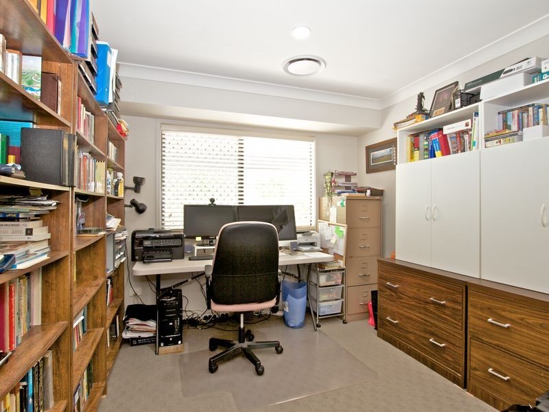 1 Thomas Hilton Place, Nerang QLD 4211