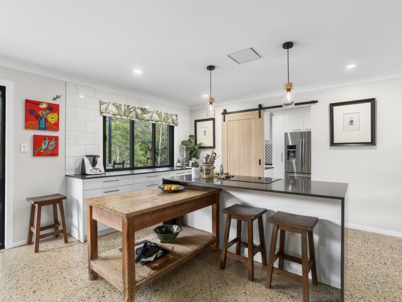 11 William Hollindale Court, Worongary QLD 4213