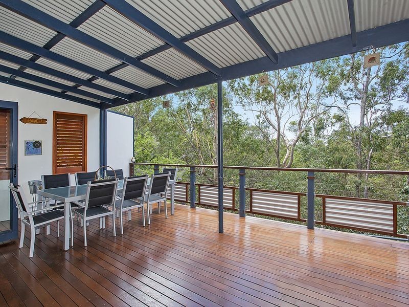 11 Rivage Place, Highland Park QLD 4211