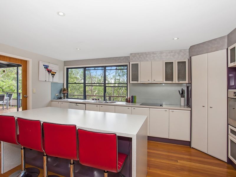 11 Rivage Place, Highland Park QLD 4211