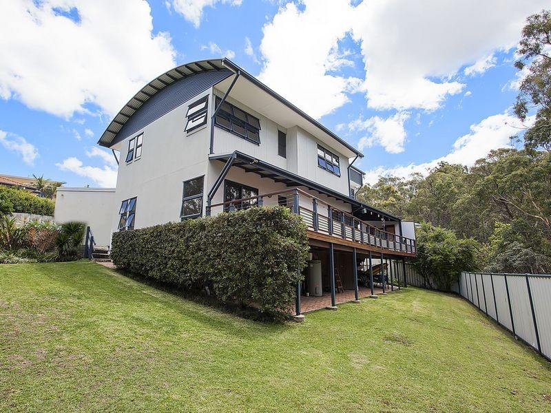 11 Rivage Place, Highland Park QLD 4211