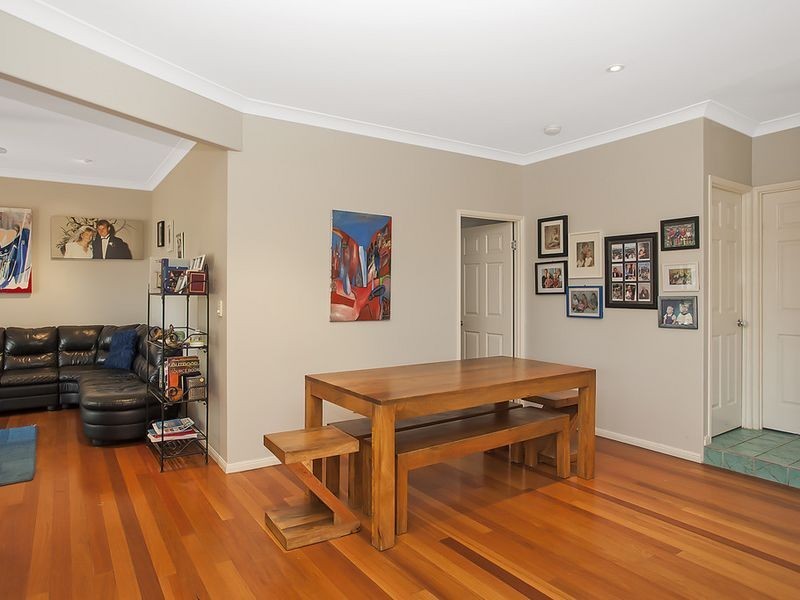 11 Rivage Place, Highland Park QLD 4211