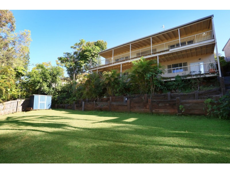 38 Amethyst Court, Carrara QLD 4211