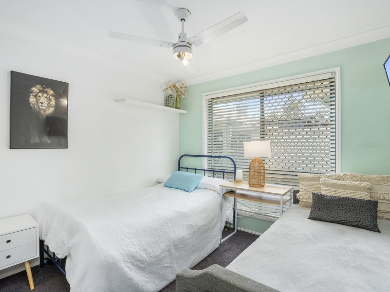 5/2 Pappas Way, Carrara QLD 4211