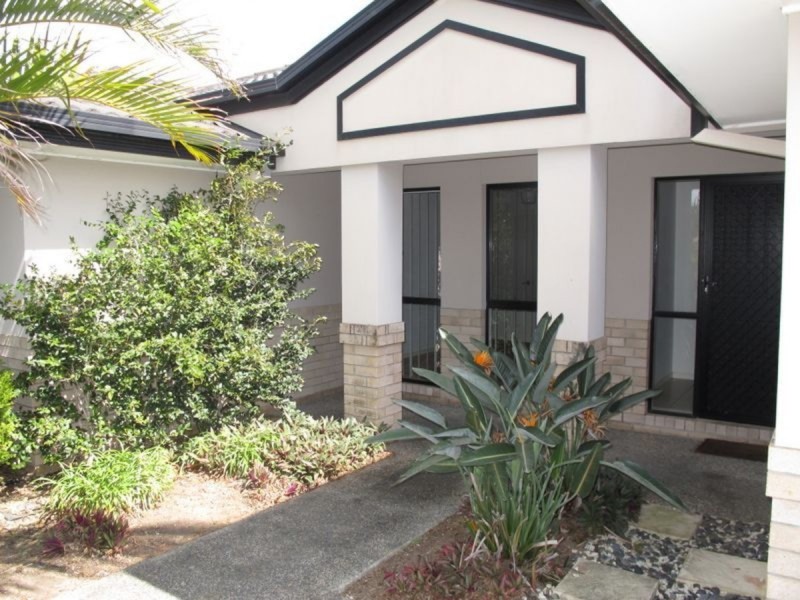 5 Whitely Circuit, Maudsland QLD 4210