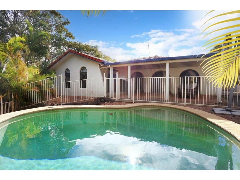 22 Aberdeen Court, Highland Park QLD 4211