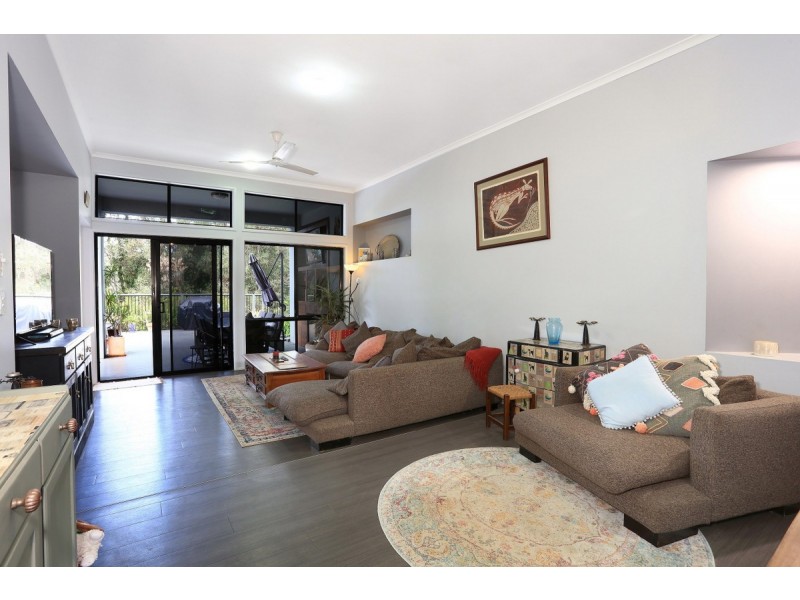 6-8 Eden Park Court, Mount Nathan QLD 4211