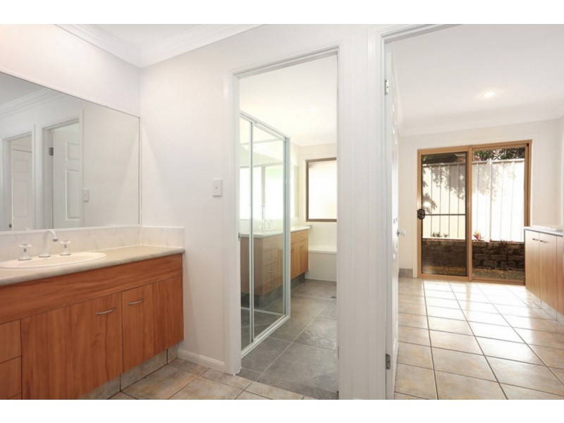 4 Cajeput Court, Reedy Creek QLD 4227