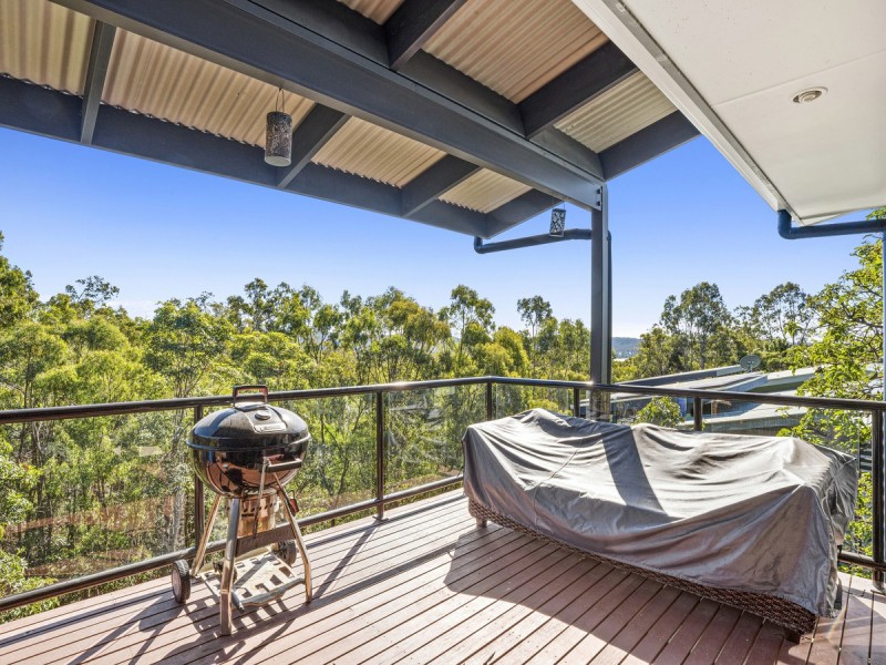 13/2 Ridgeline Way, Highland Park QLD 4211
