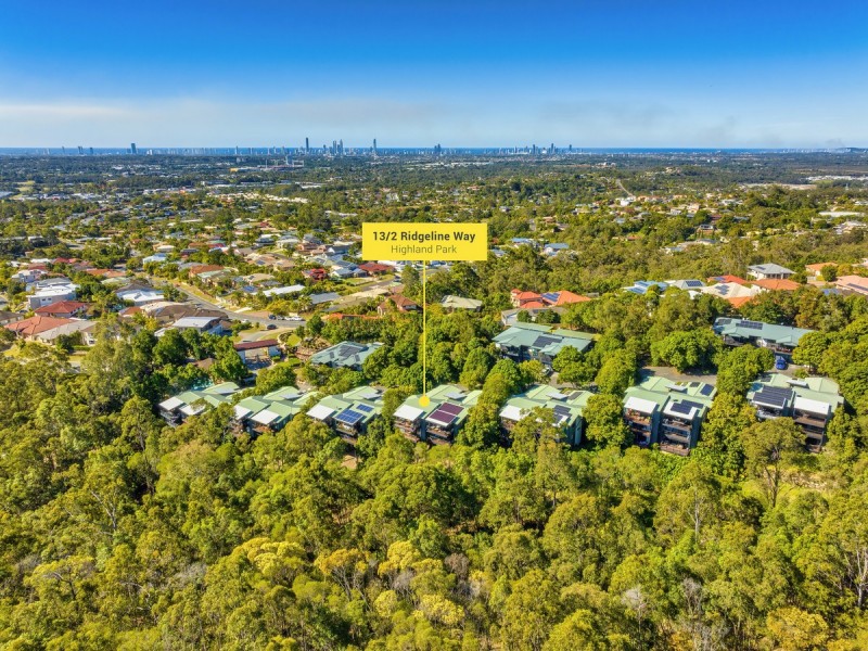 13/2 Ridgeline Way, Highland Park QLD 4211