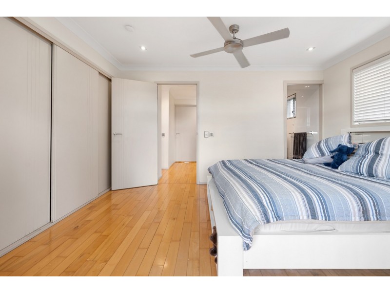 40 Jingella Street, Hope Island QLD 4212