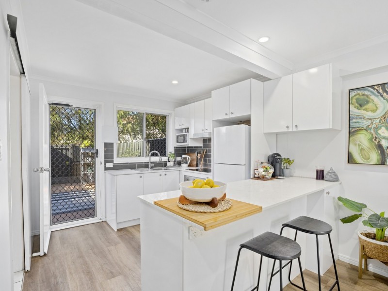 57/125 Pappas Way, Carrara QLD 4211