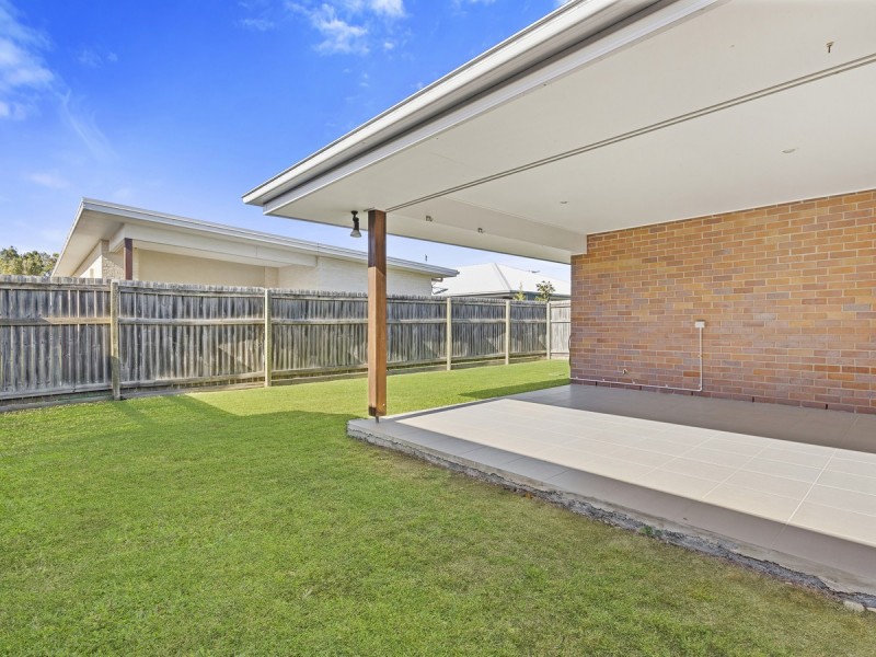 28 Brookside Circuit, Ormeau QLD 4208