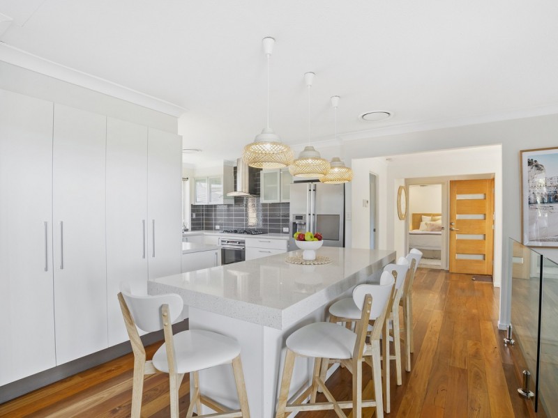 8 Turnberry Court, Robina QLD 4226