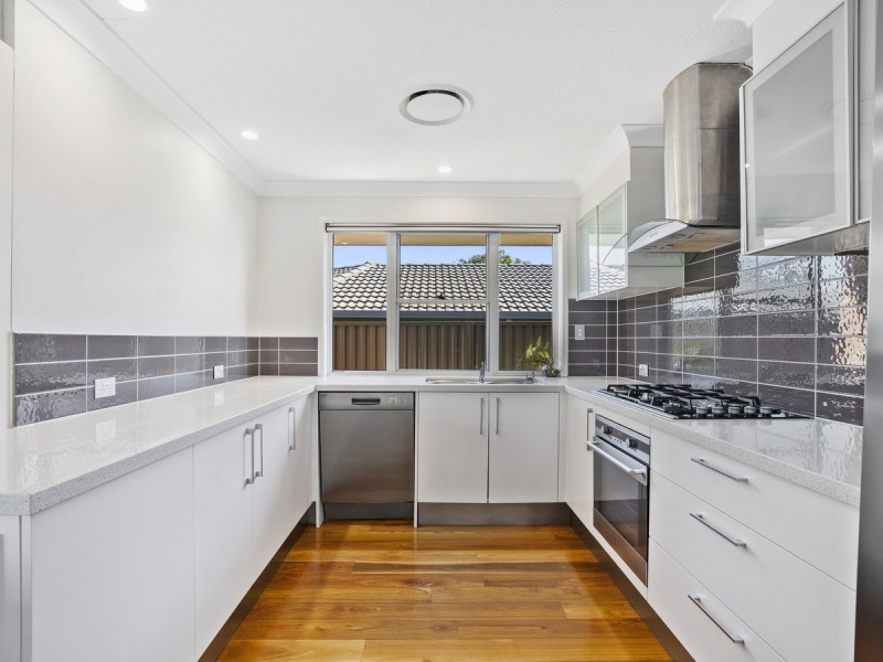 8 Turnberry Court, Robina QLD 4226